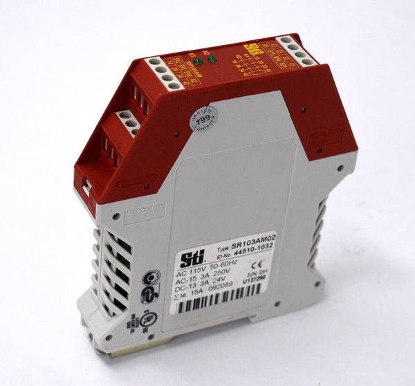 STI Omron SR103AM02 Safety Relay 44510-1032