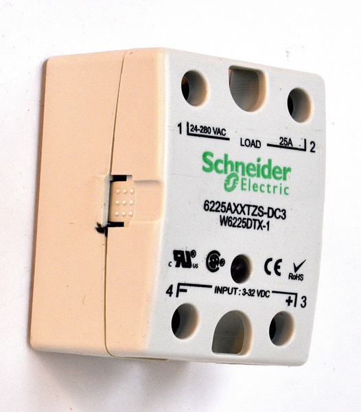 Schneider Electric 6225AXXTZS-DC3 Solid State Relay 25A 24-280VAC Out 3-32VDC In